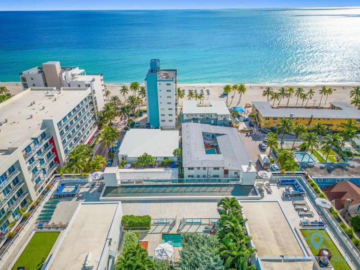 Rooftop Pool - Hollywood Beach Boardwalk Exteriér fotografie